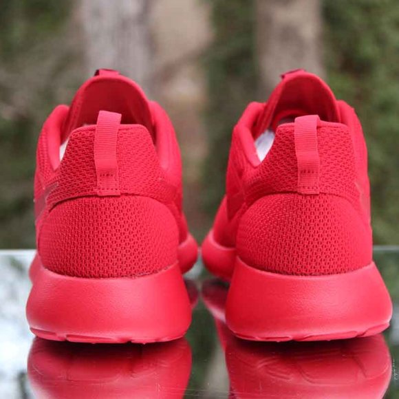 Nike Roshe Run Triple Red Men’s Size 14 - Picture 8 of 14